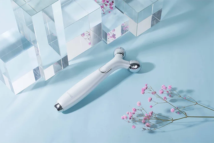 New released mini microcurrent face lift 3d roller v face massage