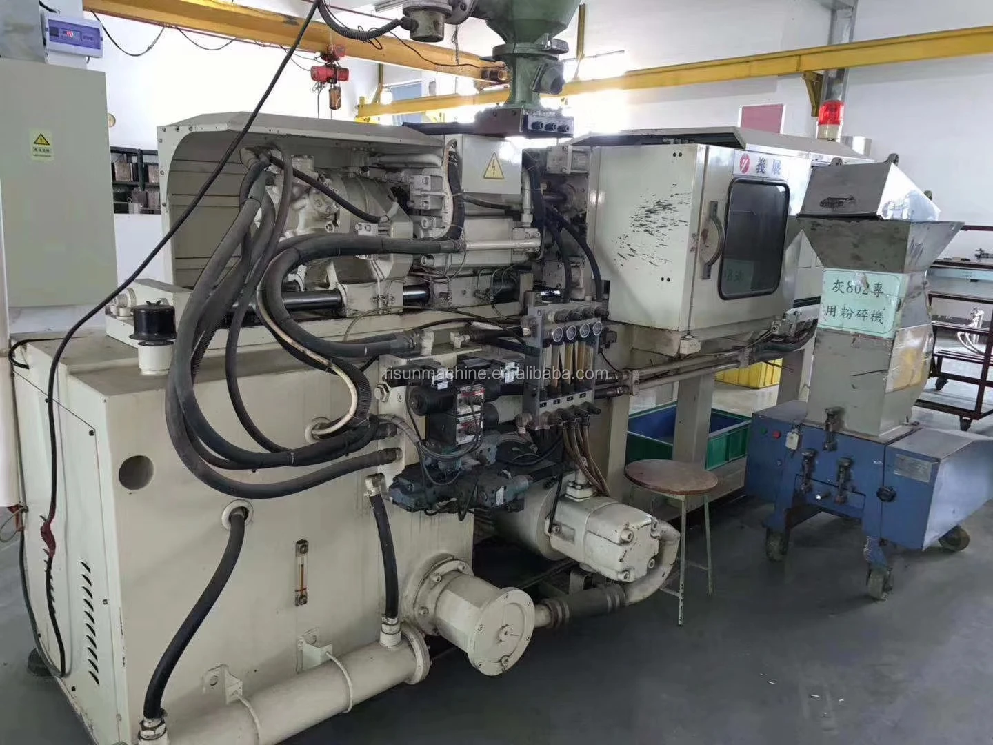 Low Price Small Products Automatic Plastic Shirt Button Maker Making