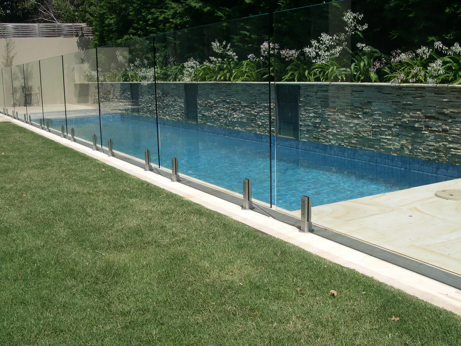 Excellent safety tempered glass fence toughened sandwich glass aluminum for swimming pool