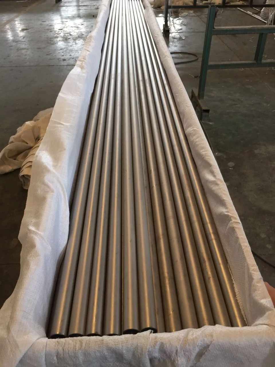 product-750-1000 Gr2 titanium metal tube price