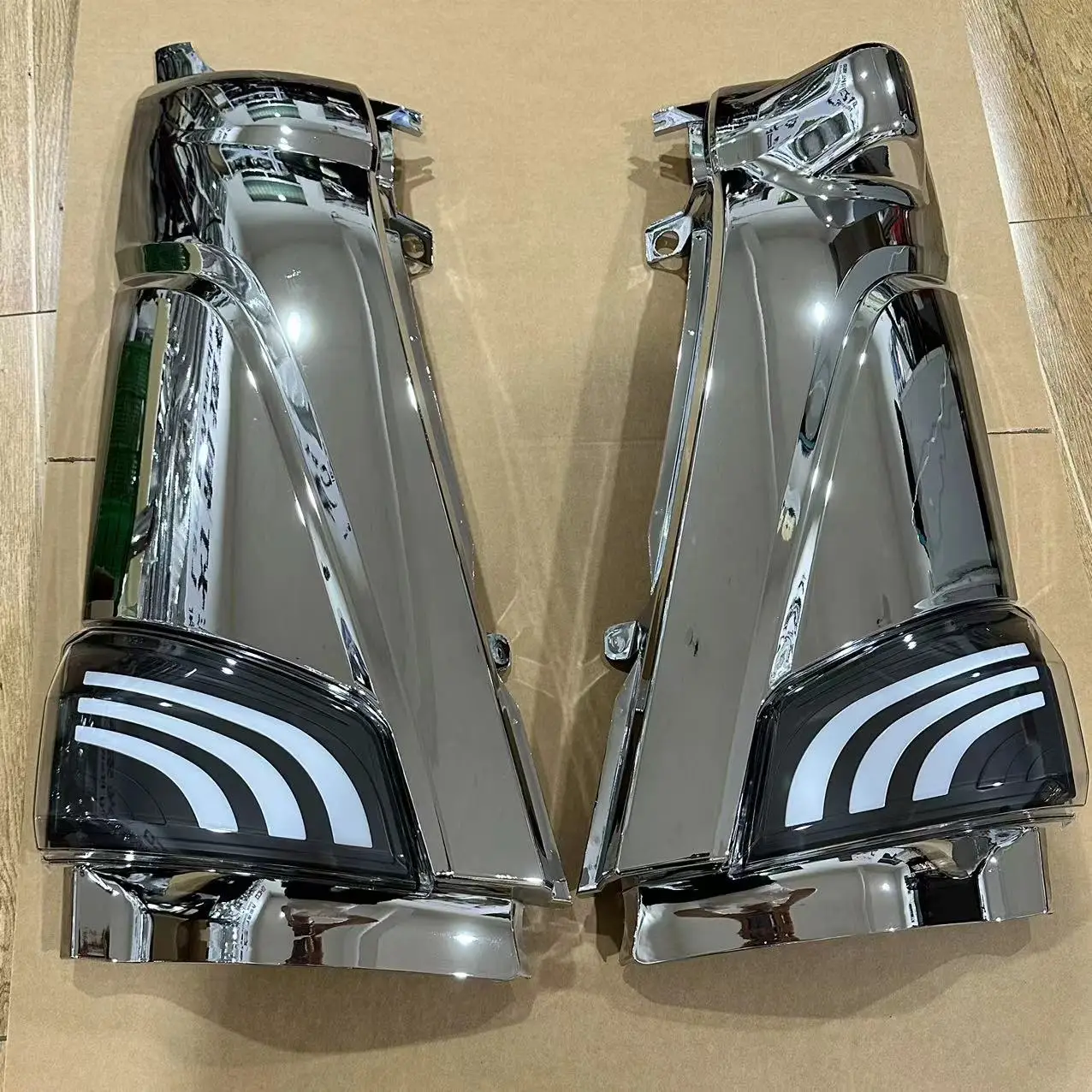 Japanese Truck HIN VICTOR 2023 New LED Corner Lamp details