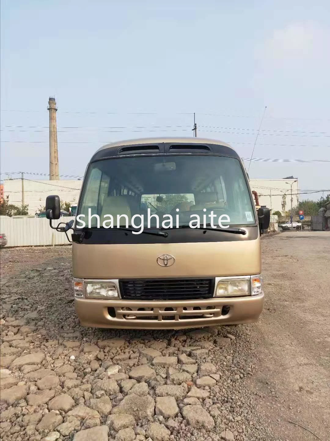 Japanese TOYO Bus TOYO Coaster Used Medium-Sized Bus , mini bus with 30 28 seats LHD and new wheel for sale