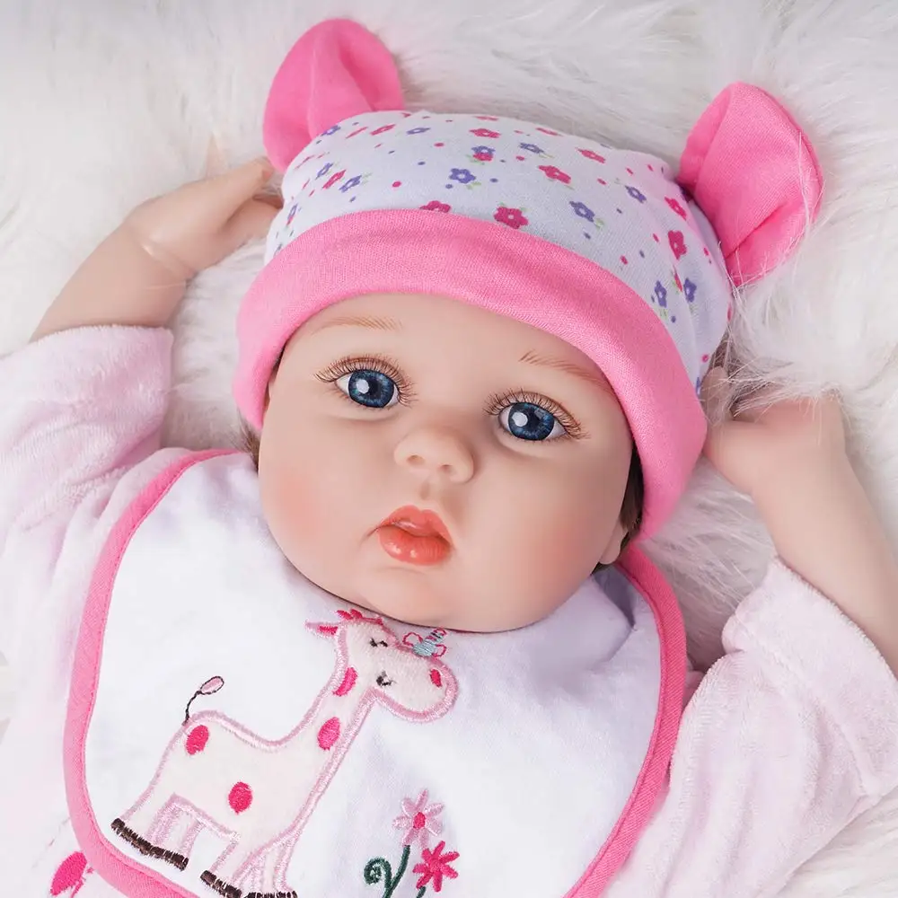 昨天现实重生婴儿娃娃女孩硅胶乙烯基现实生活粉红色装备与玩具长颈鹿