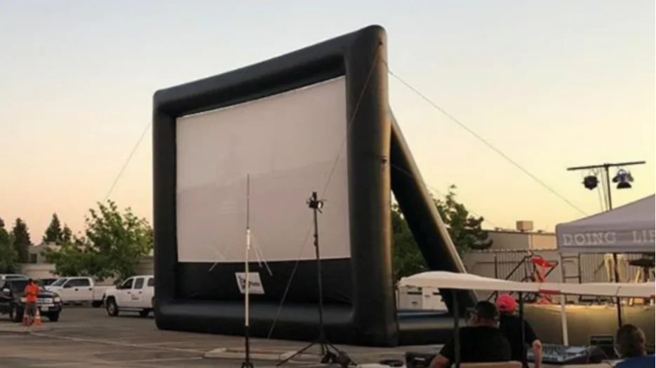 inflatable tv screen with projector