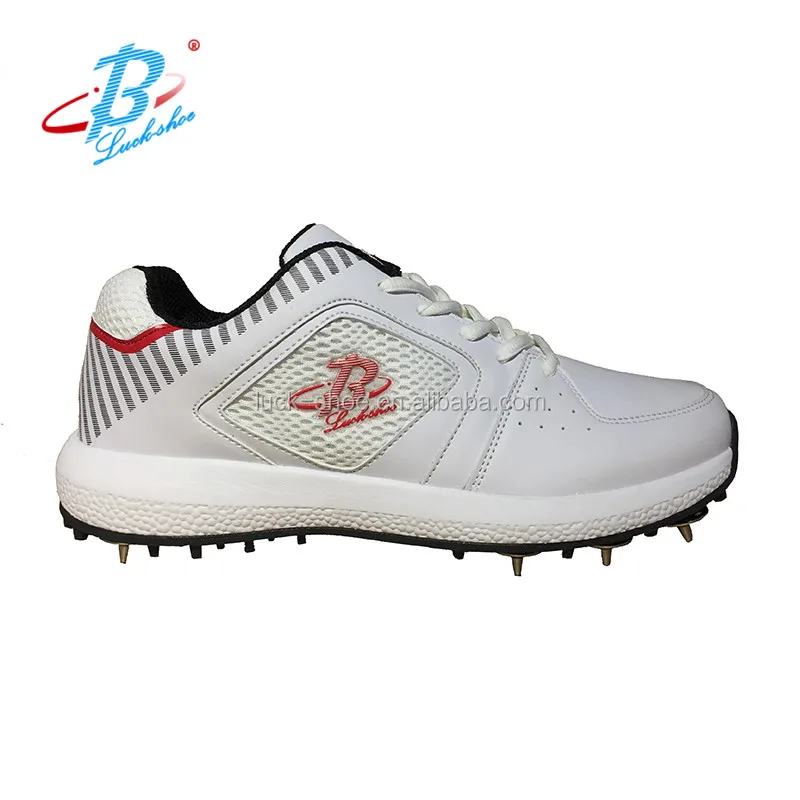 turf cricket shoes