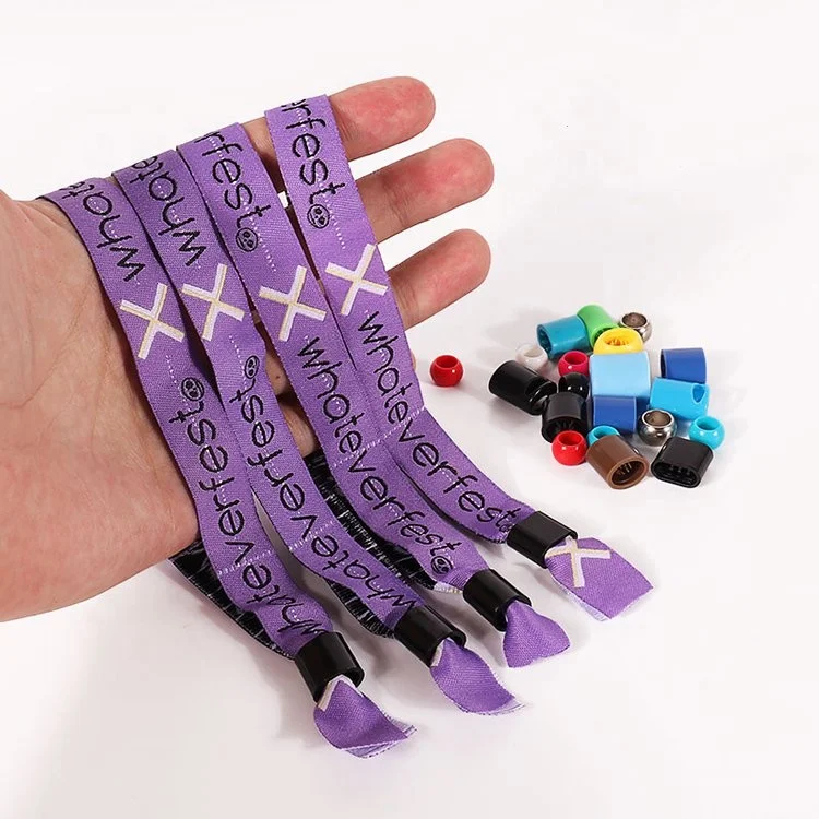 wristband 00.jpg