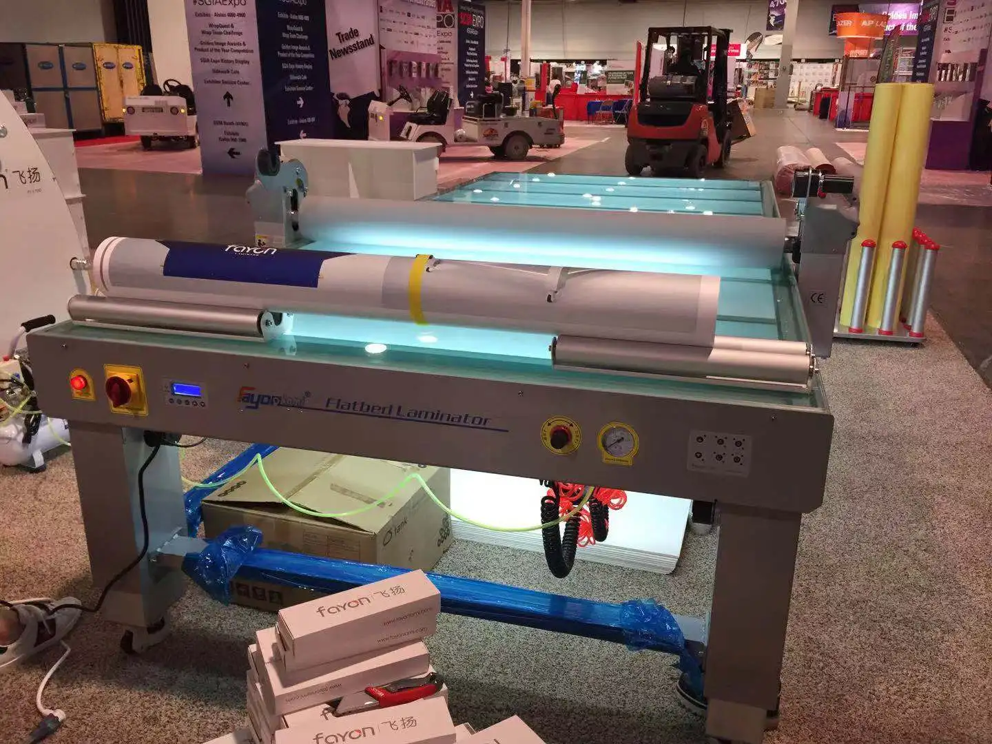 Vinyl Table Flatbed Applicator,Large Size Mounting Table For Laminating