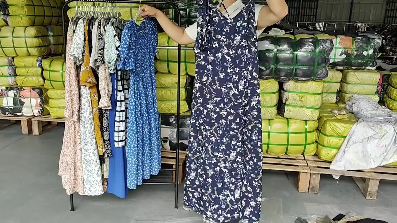 WS18 Second Hand Classy Summer Dress Mixed Long and Short with Maxi  Wholesale Women Clothes in Bulk High Standard Clean 90%