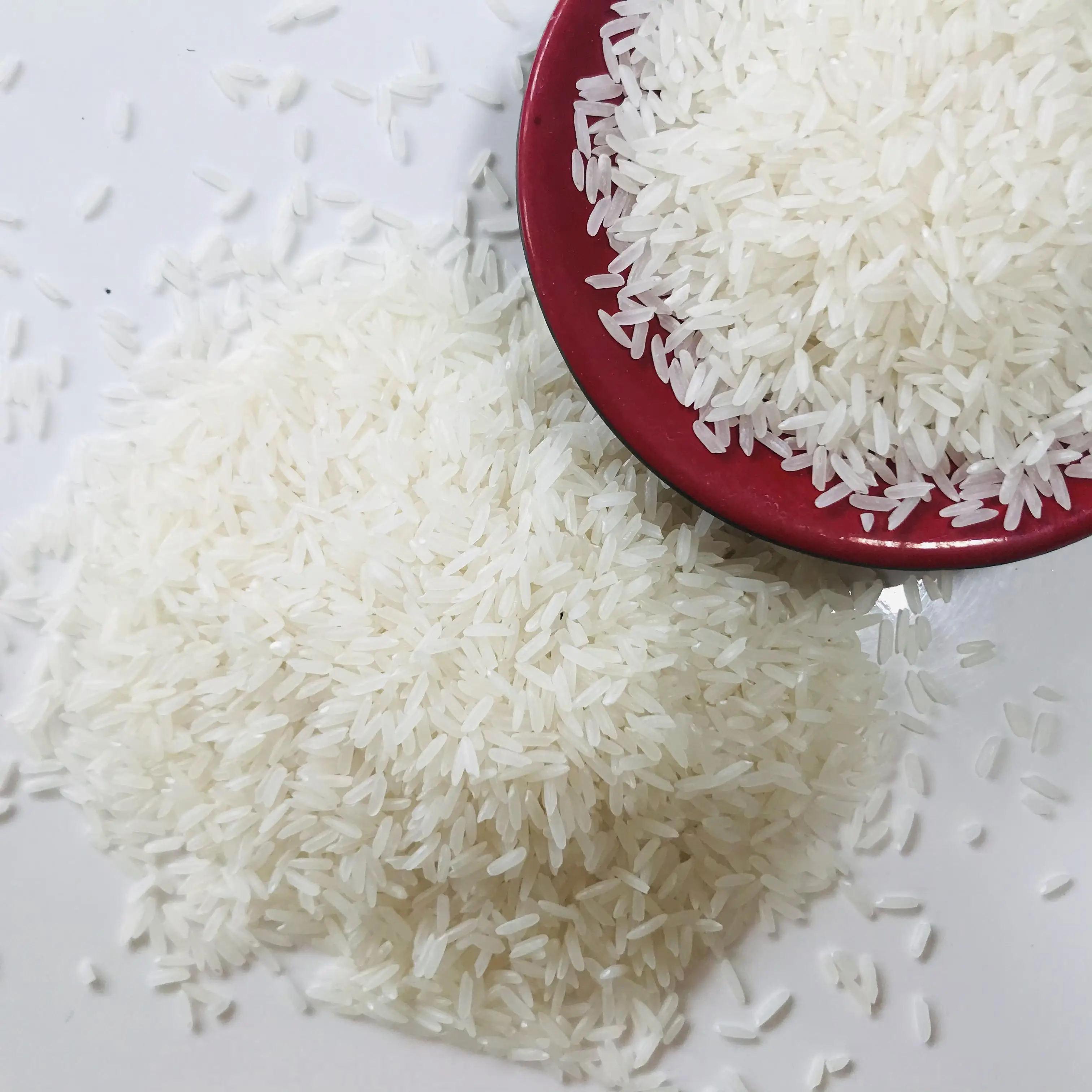 Seven Rice Mountain Dai Thom Om18 Long Grain White Rice Is Fragrant And Soft High Quality