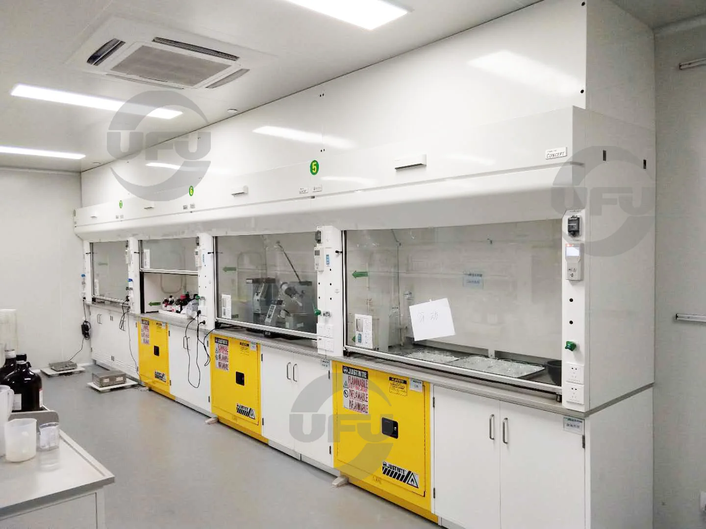 China Ufu Lab Furniture Supplier En Certified Steel Benchtop Laboratory