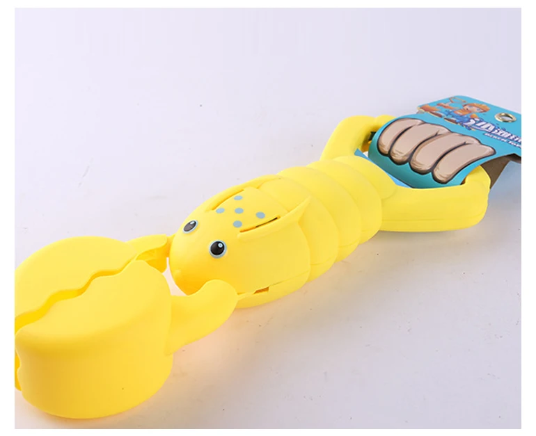 lobster grabber toy