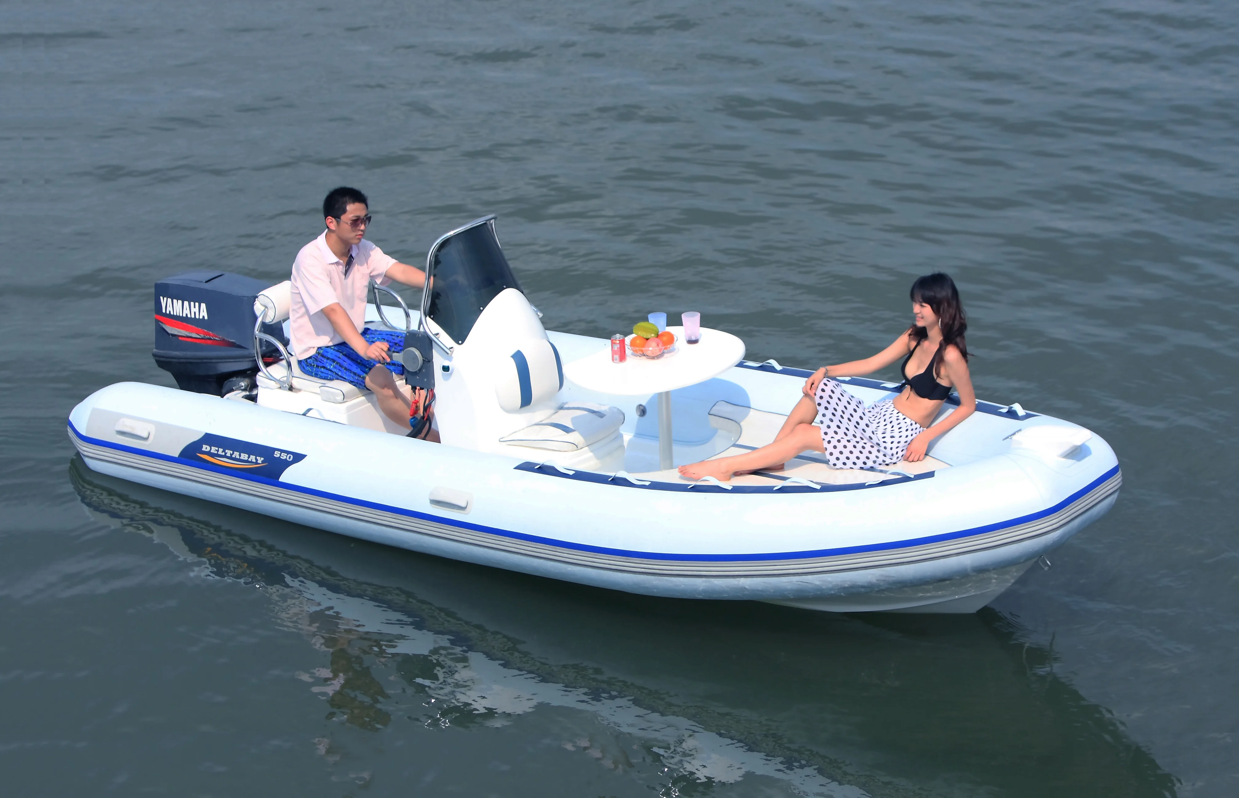 New Design 9 People Mini Inflatable Boat with Outboard Motor1