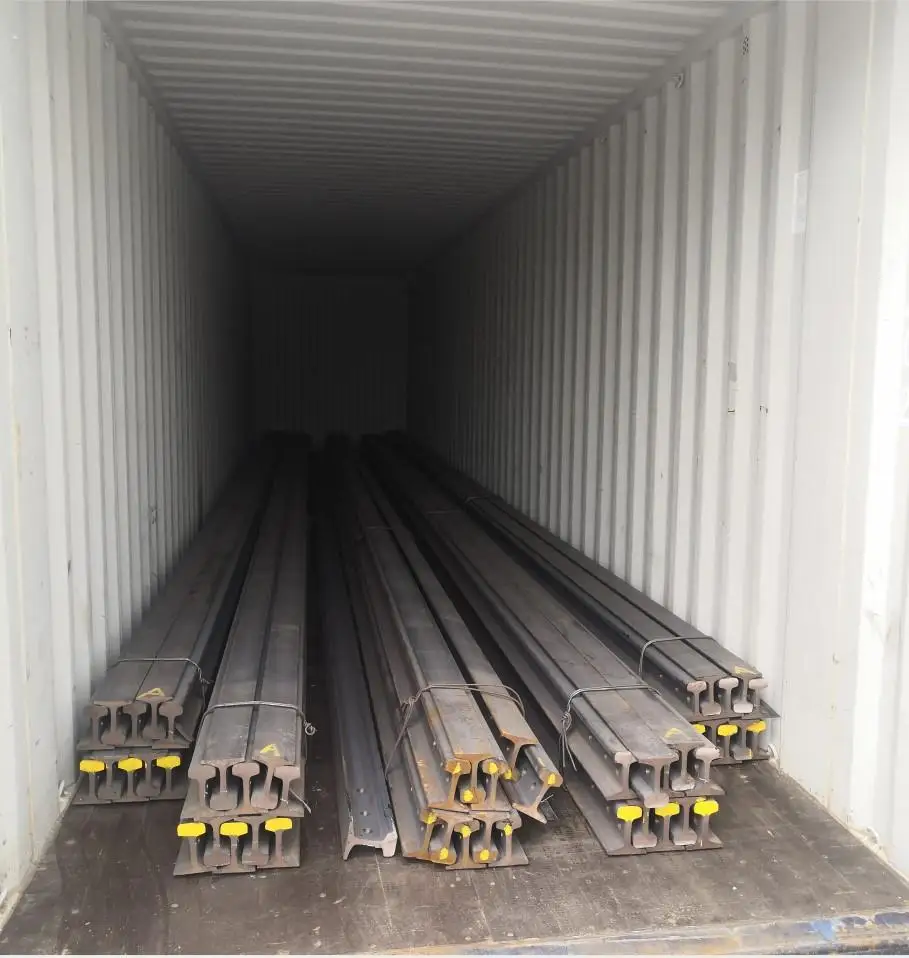 heavy rail in container