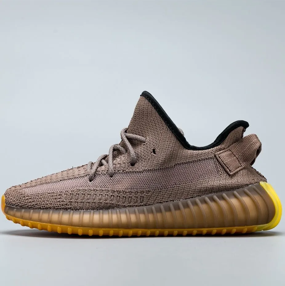 wholesale New arrival night light men yeezy 350 v2 fly knit men's fashion sneakers