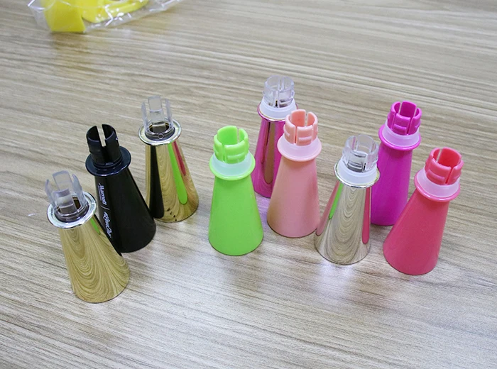 Promotional Gift Plastic Mini Champagne Sippers,Custom Wine Pourer ...