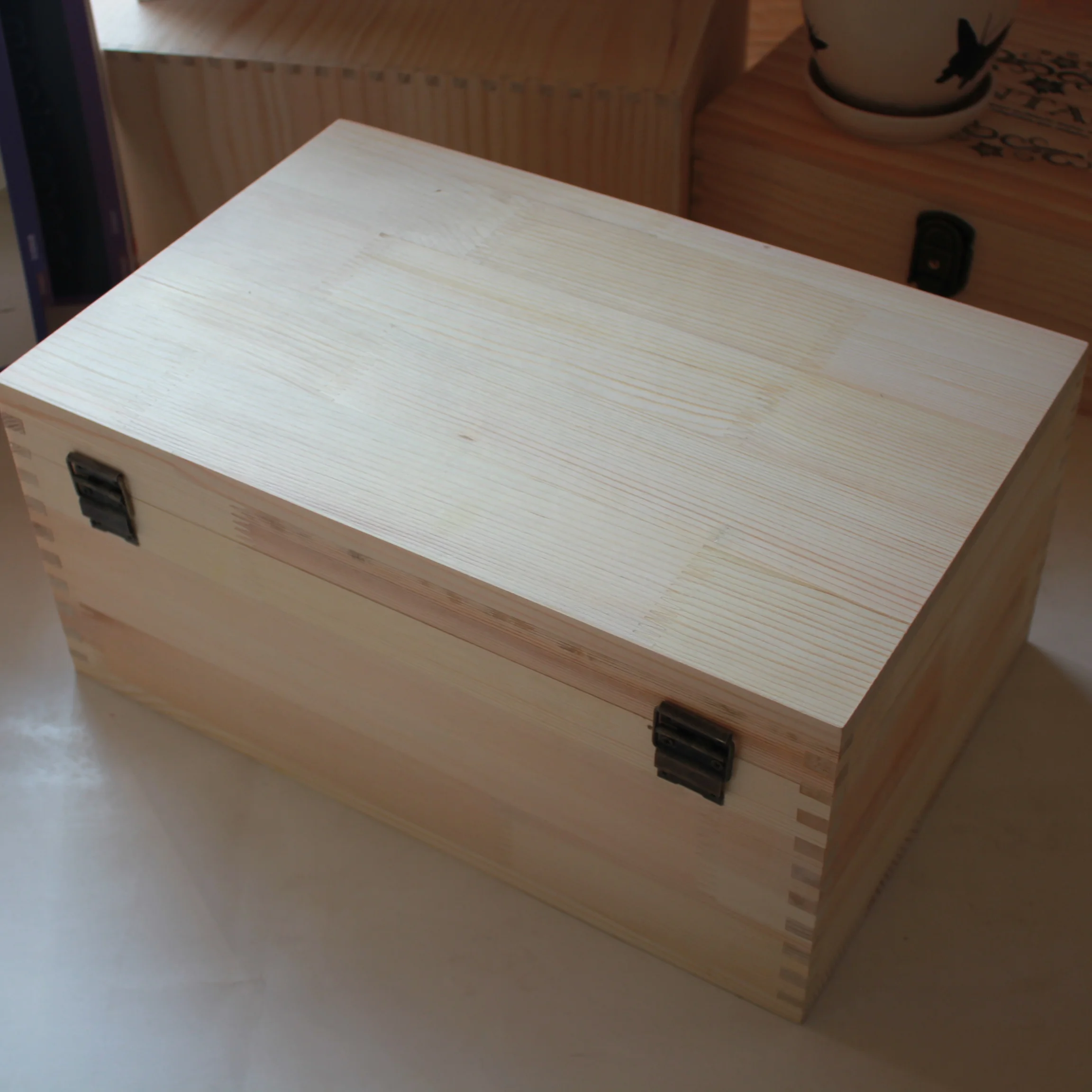 Large Unfinished Wood Box With Hinged Lid And Front Clasp For Arts   H48e39cdf77a546c8b80fa12f7cdadd01n 