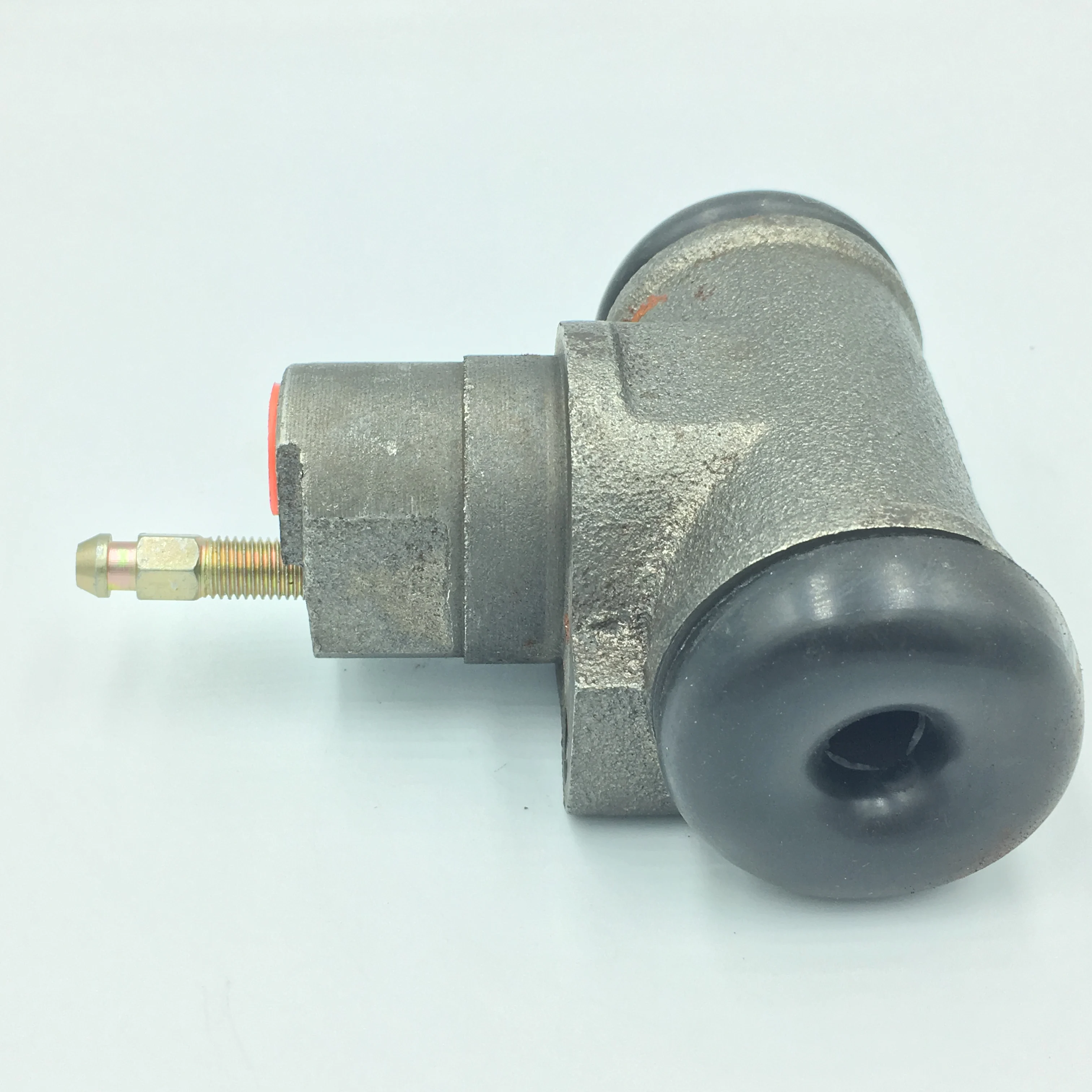 Bestselling High Quality Forklift Accessories Or Brake Wheel Cylinder For 5 Tons Of Forklift