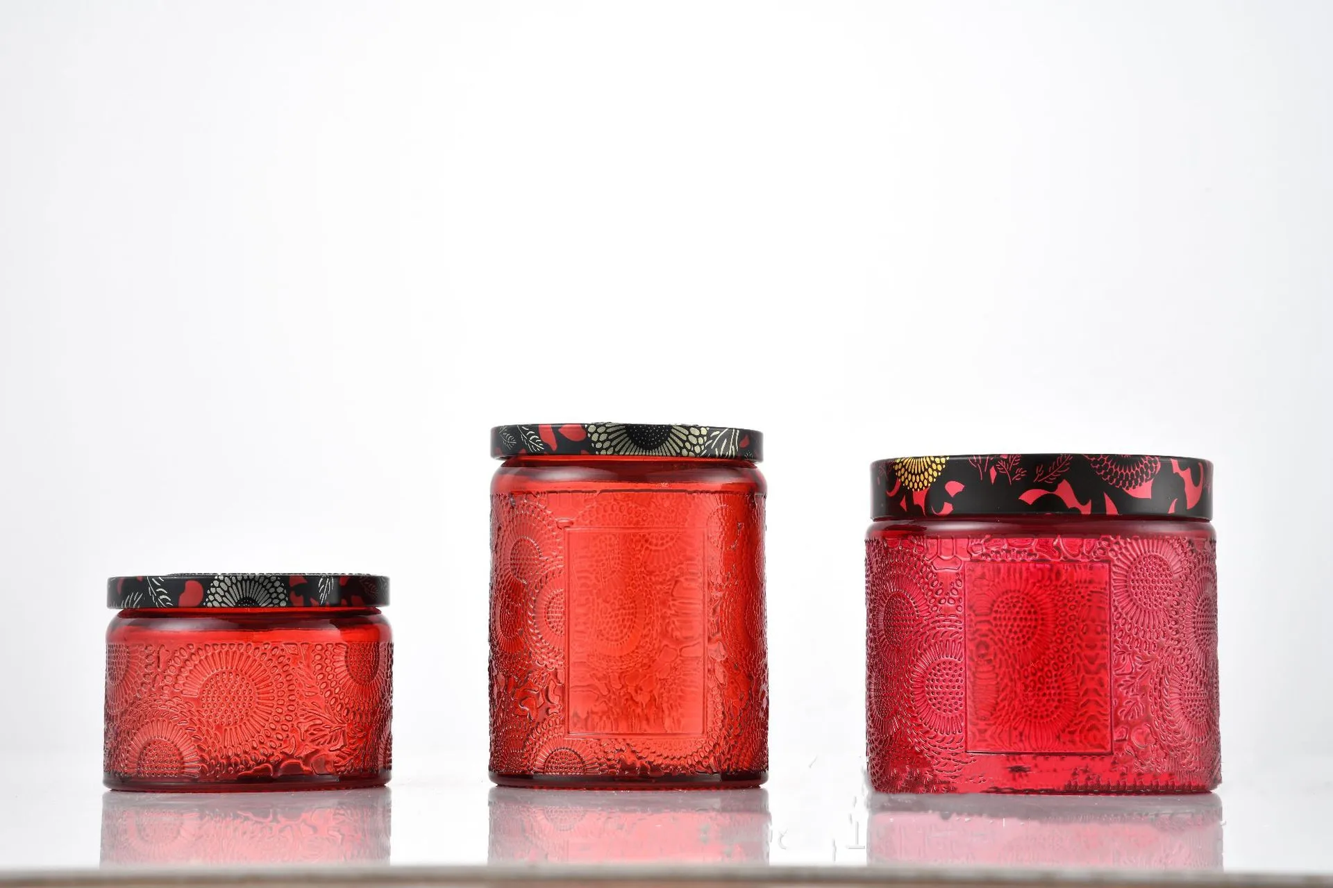 Top Quality Empty Colored Candle Jars Holder Christmas With Lid 4oz 8oz