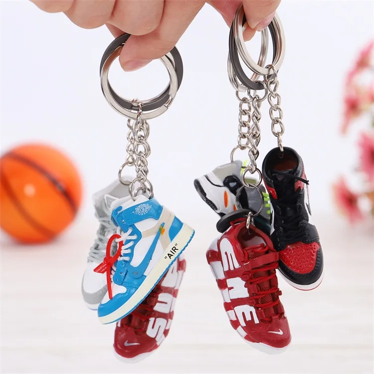 Mini sneaker keychain 3D HQ AJ1 x OW x LV inspired - EXCLUSIVE