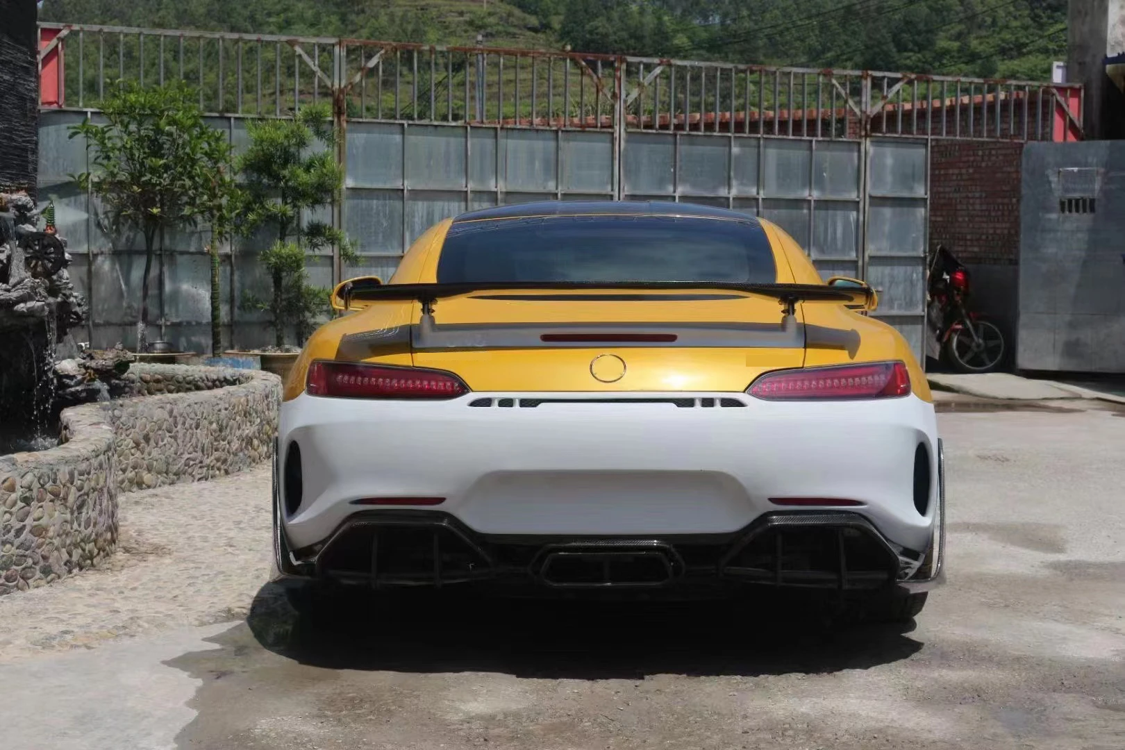 Gtr Facelift Body Kit For Amg Gt Conversion Half Carbon Front Bumper