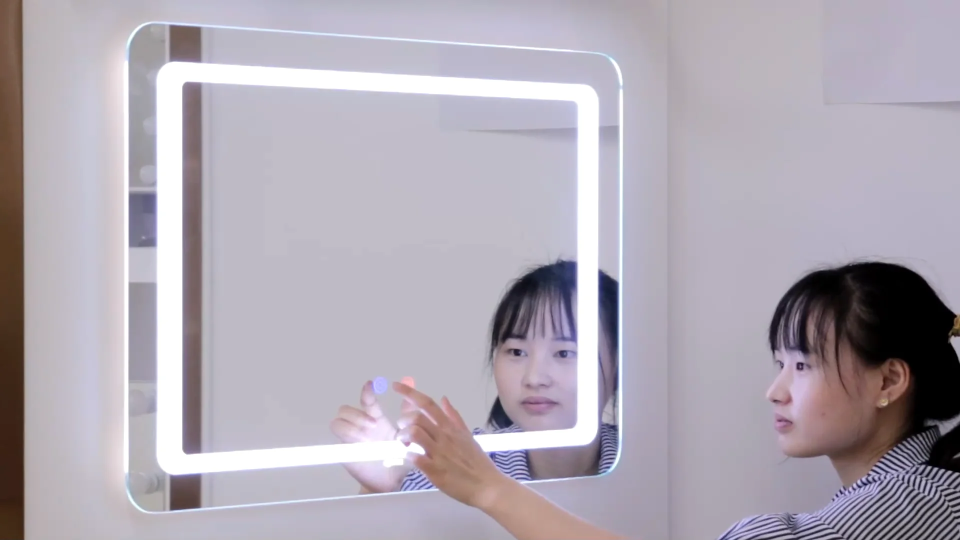 Hotel Smart Frameless Touch Screen Dimmer Lights Contemporary Bathroom