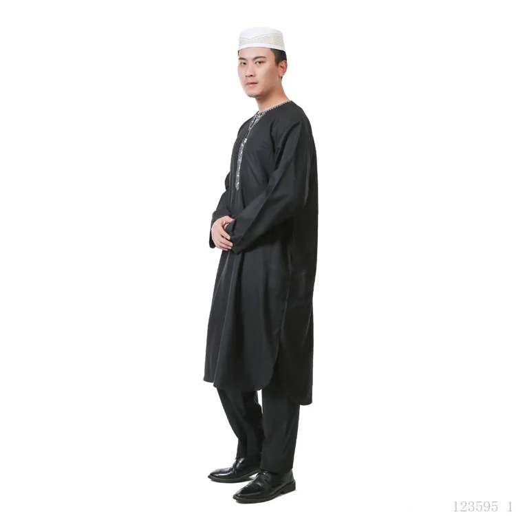 muslim jubba.jpg