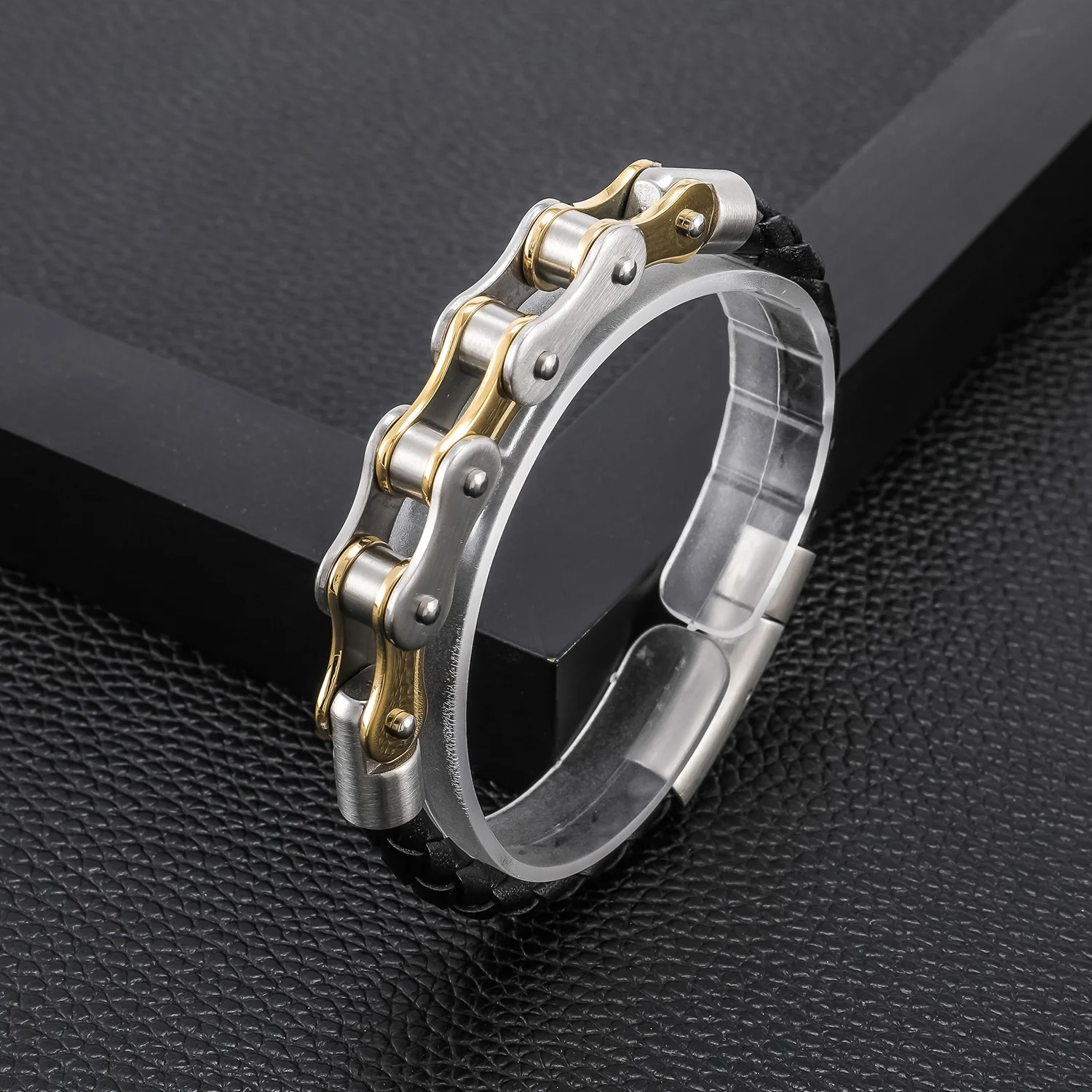 Wholesale Simply Style Men's Stainless Steel Bracelet Fashion Leather Bike Chain