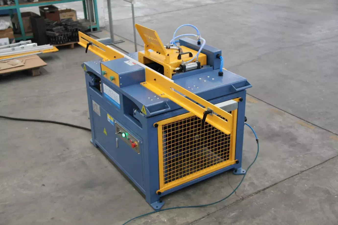 High Efficiency Saifan Auto Stringer Wood Pallet Groove Notcher Machine