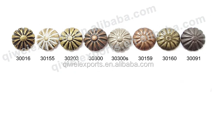 daisy patter nail-7.jpg