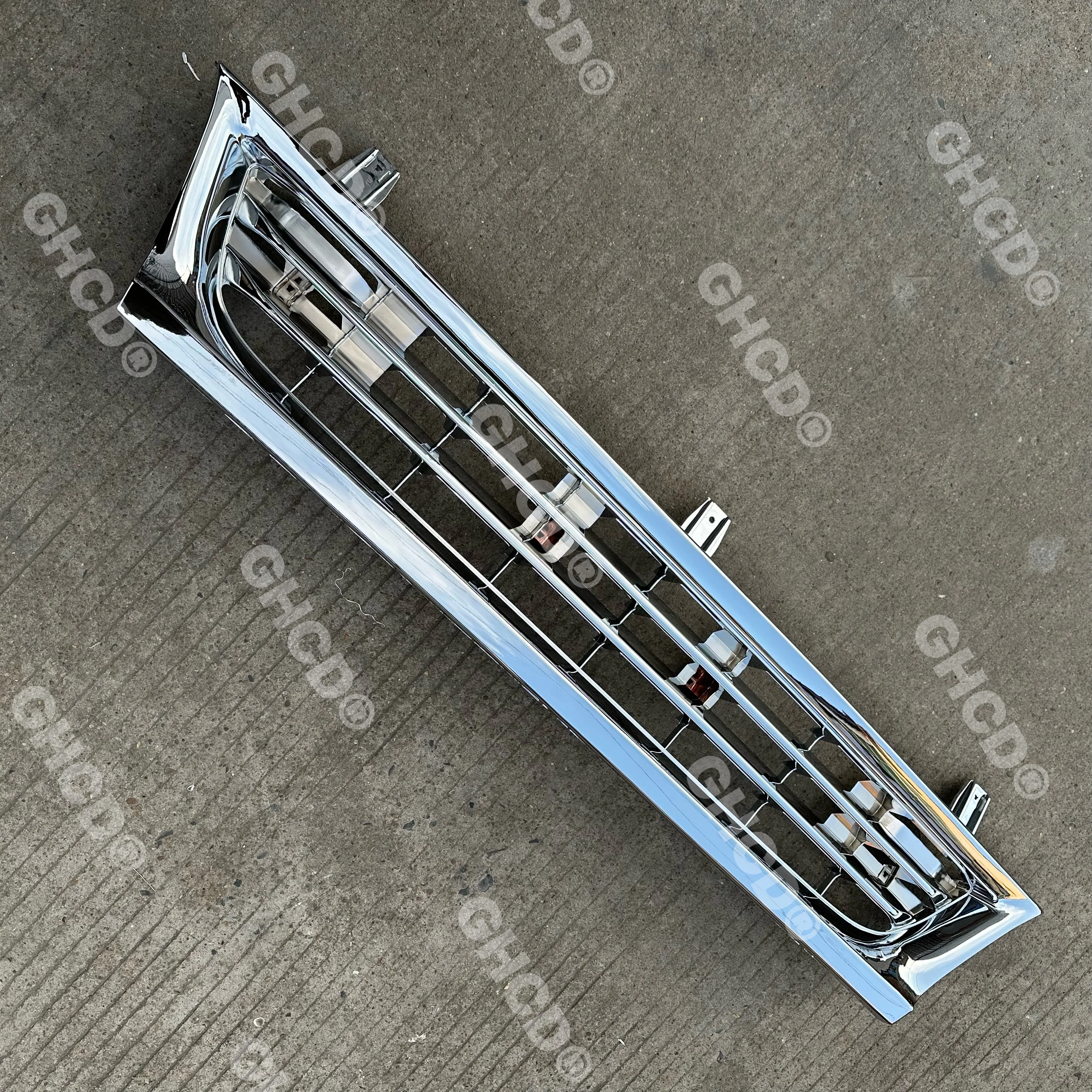 GHCD New Product/high Quality Chrome-plated Grille for Japanese Truck ISUZU DECA270/320 (1996-2004) manufacture