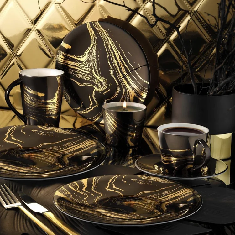 New products royal hotel wedding restaurant serving black and gold dinnerware luxury dinner set .PNG
