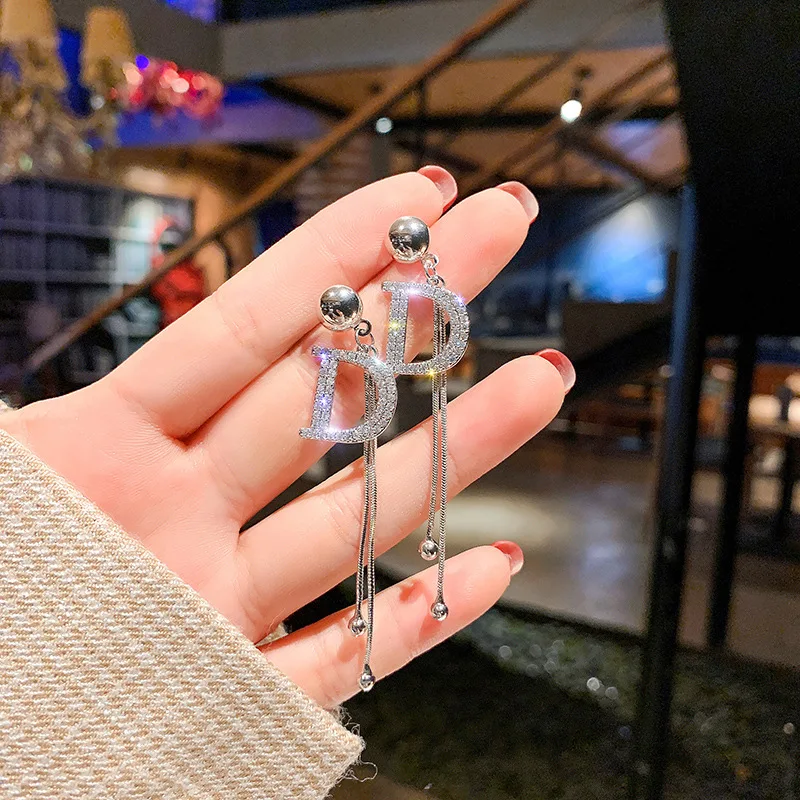 2020真金电镀水晶d字母吊坠耳环