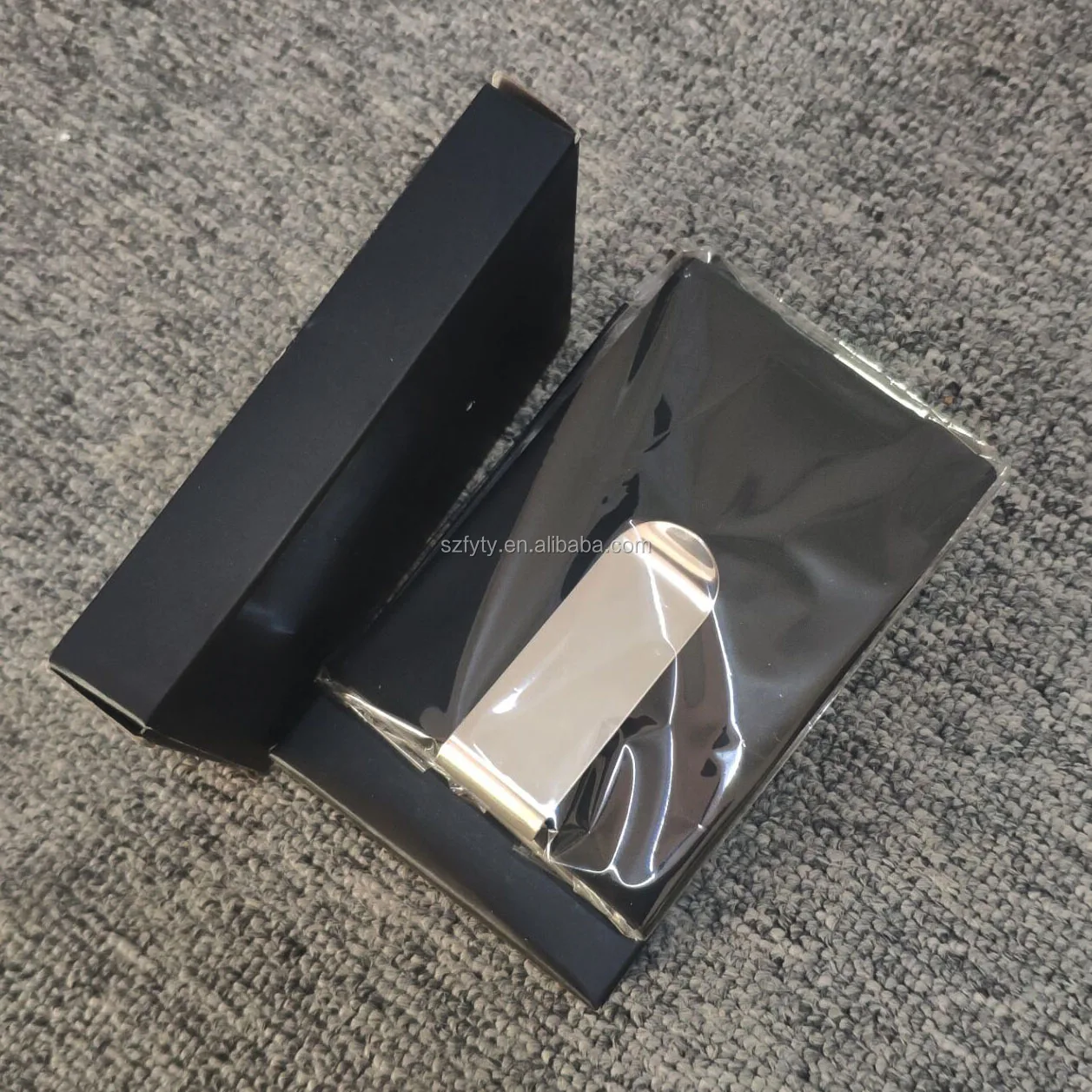 retail black packing box.jpg