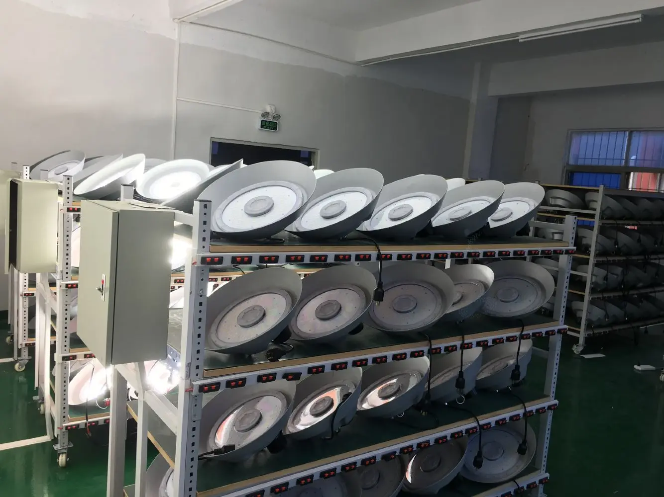 Long Life Span 140lm/w Industry Highbay LED Square Explosion Proof UFO 150W High Bay - ANKUX.COM