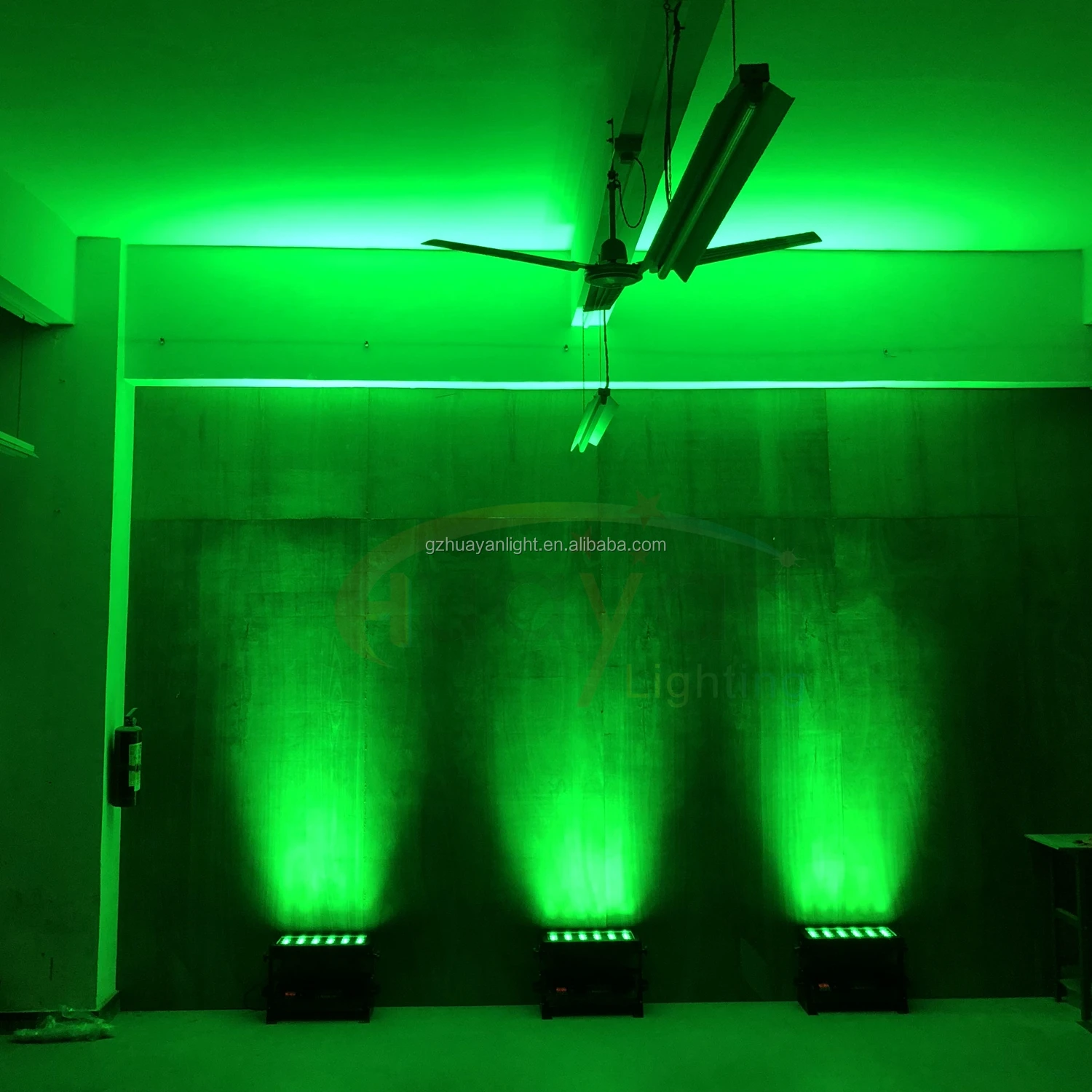 Waterproof Battery Powered Wireless City Color Wash Lighting Projector