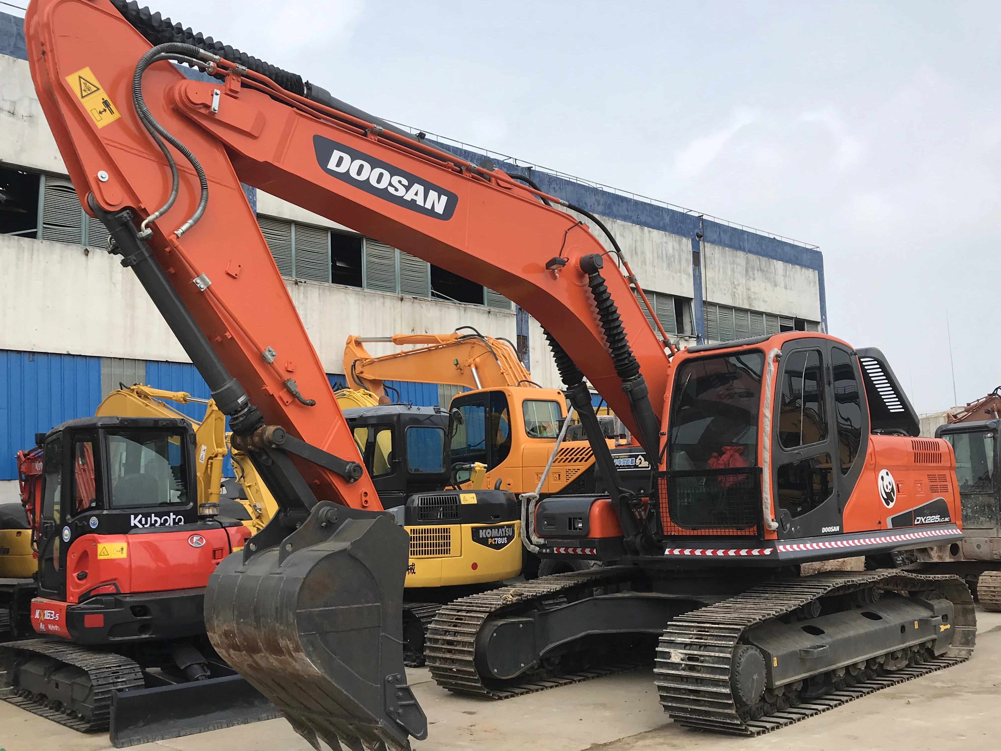 Doosan Dx225 With Original Design Korea Used Excavator Dx225lc-9c Used ...