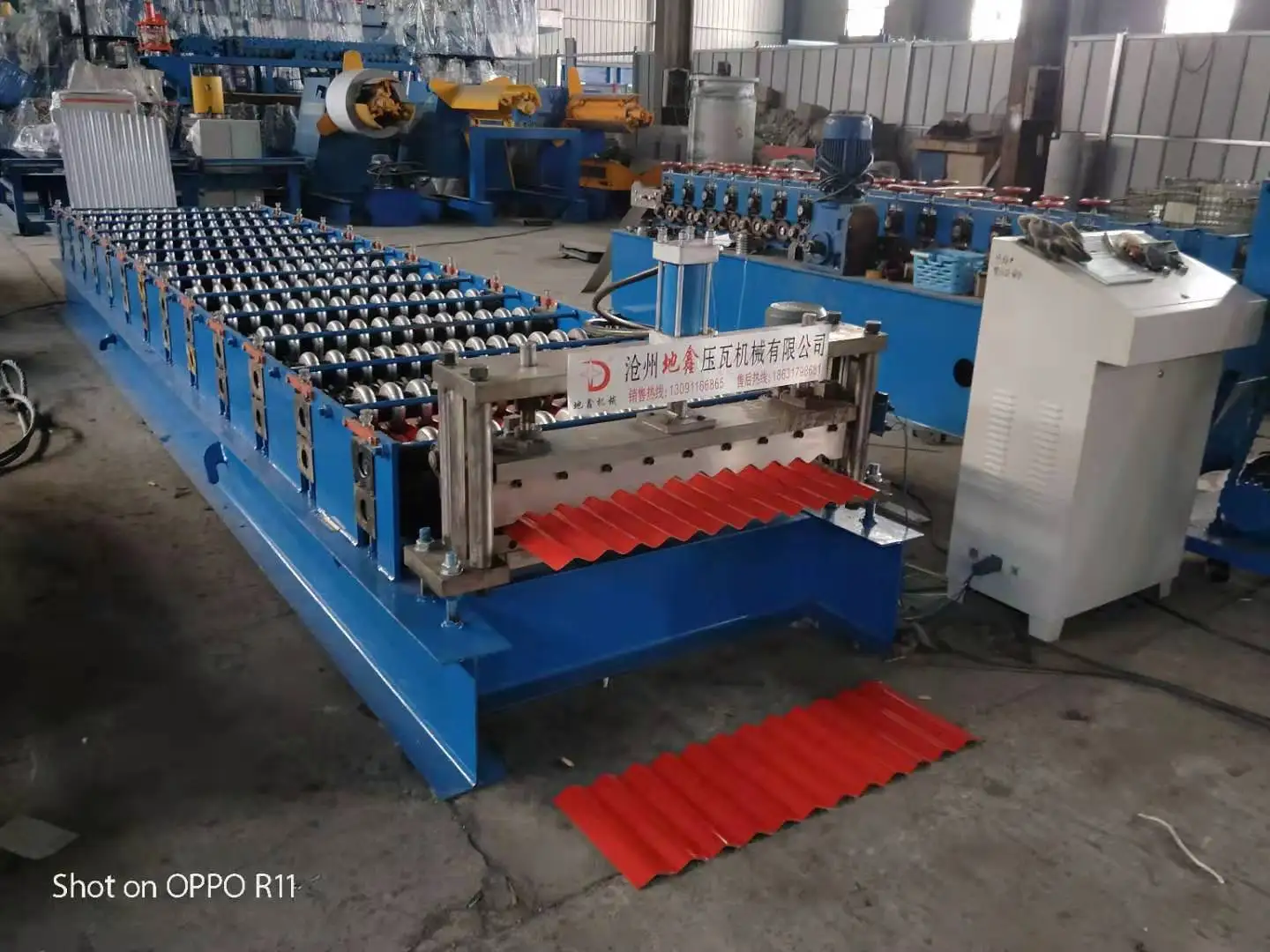 Corrugated roll forming machinery corrugated roof sheet making machine corrugated panel machine