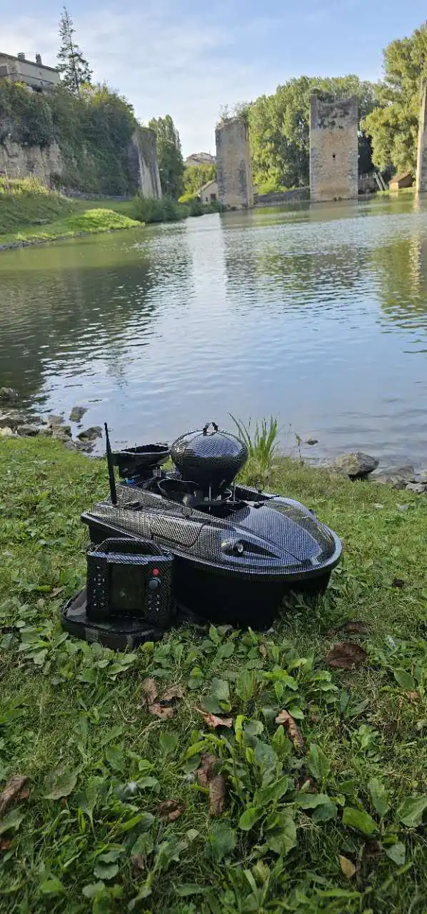 M60-Plus Fishing Bait Boat with GPS +sonar Fishing Finder +color Display Screen + Dispenser + Rear Bin factory