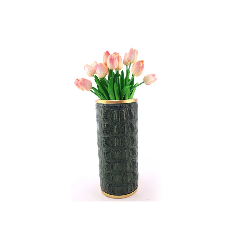 Crocodile Leather Look Home Accessories Vase Planter for Dry Flower Vase Wholesale Resin Green factory