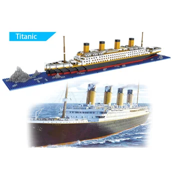 small titanic toy