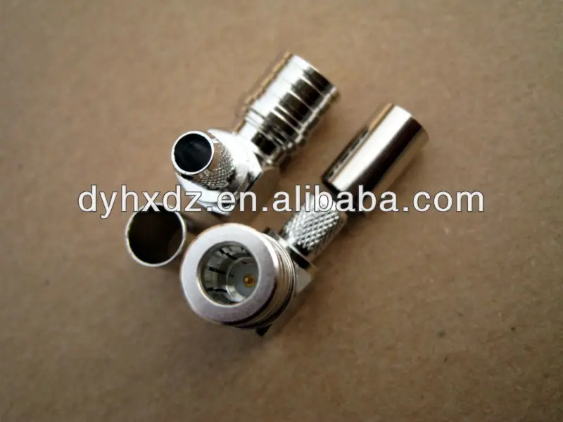 qma right angle male for LMR240 H155 PE RF5.jpg