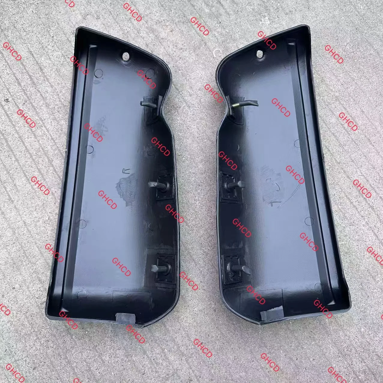 GHCD High Quality/factory Price Japanese Truck NISSA PKB Black Bumper Corner(1994-on) manufacture