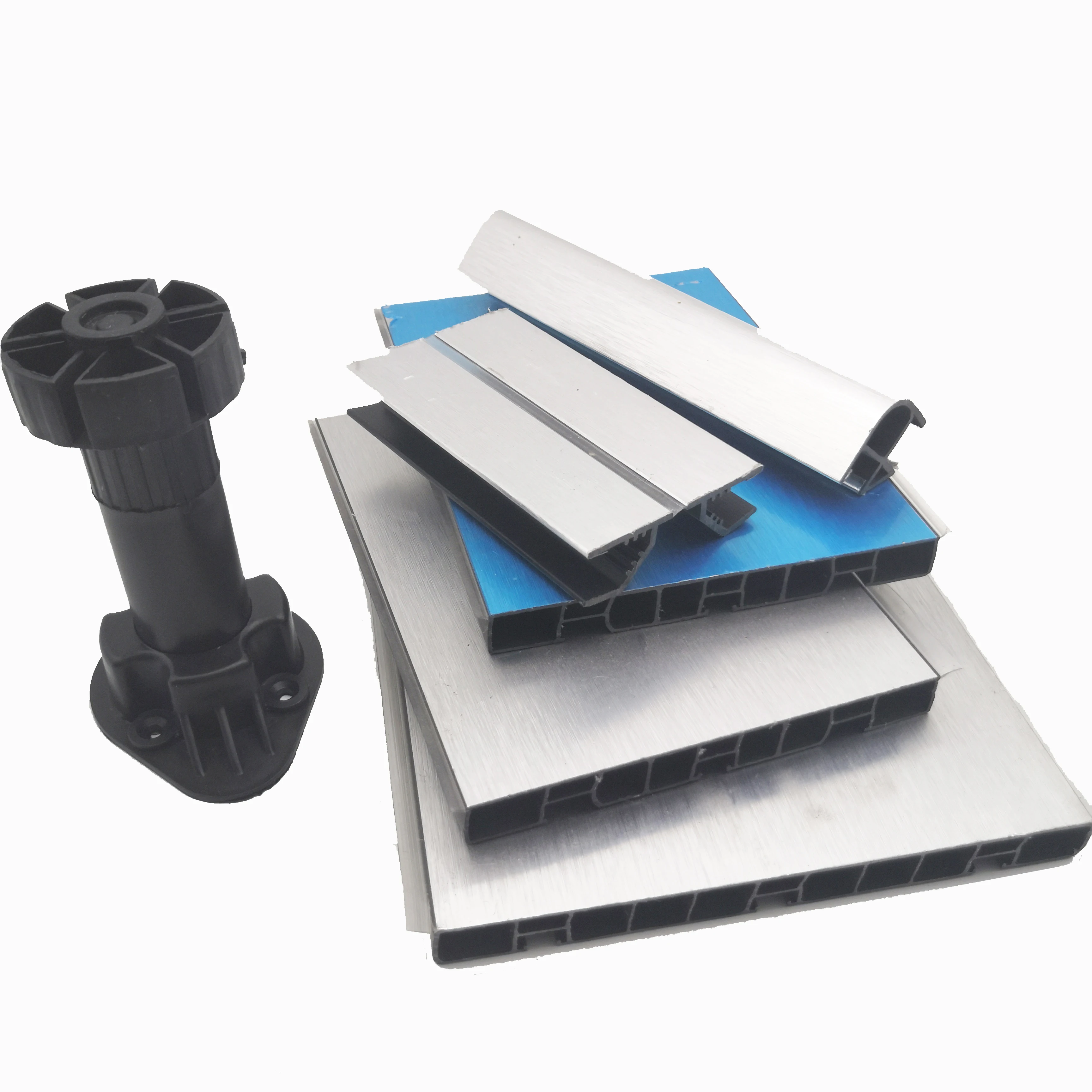 厨房橱柜的可调塑料腿