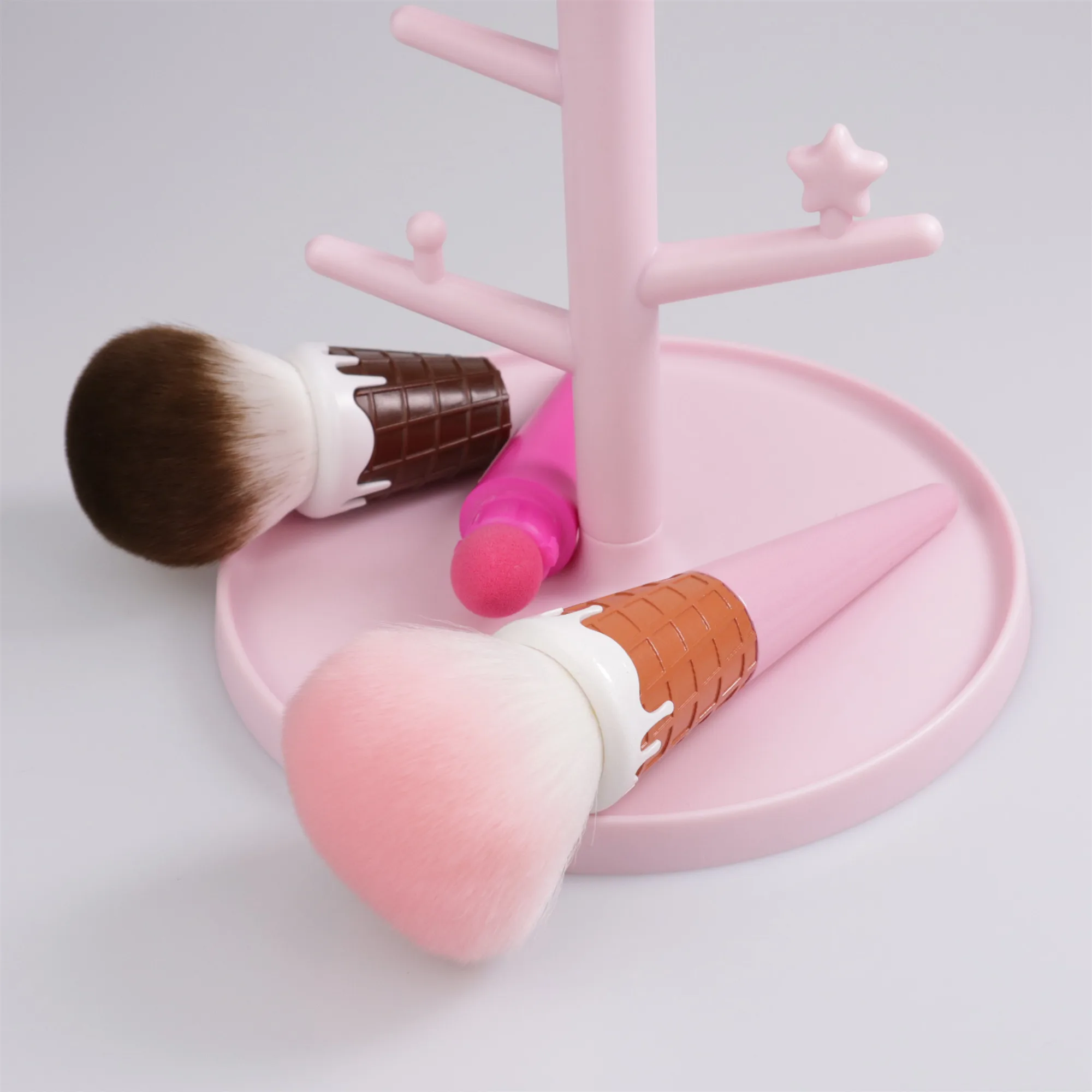 New Design 2 In 1 Screw Ice Shape Beauty Personal Makeup Brush With Ice