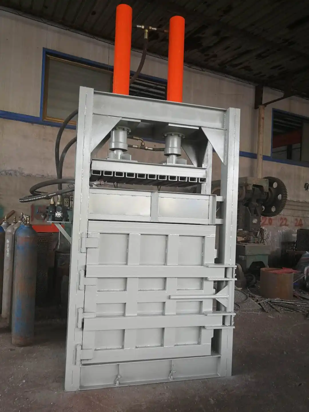 Конди центр дубна. Factory press. Вшра polymat lbw 745. Dream factory пресс. Factory press.