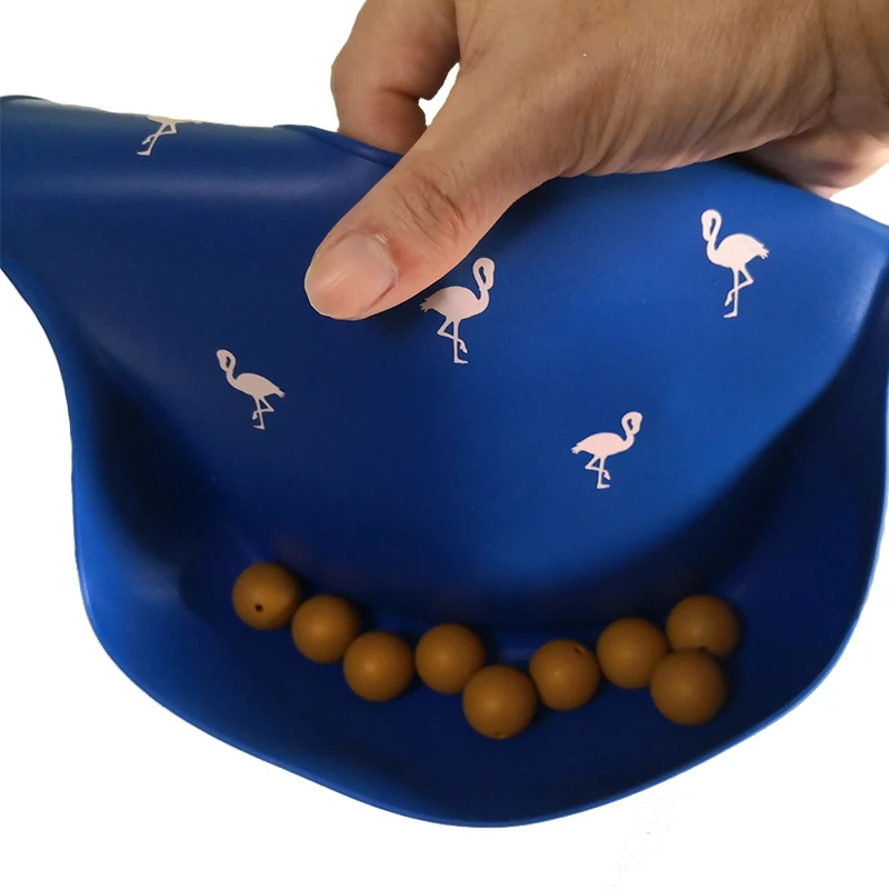 18-print baby bib