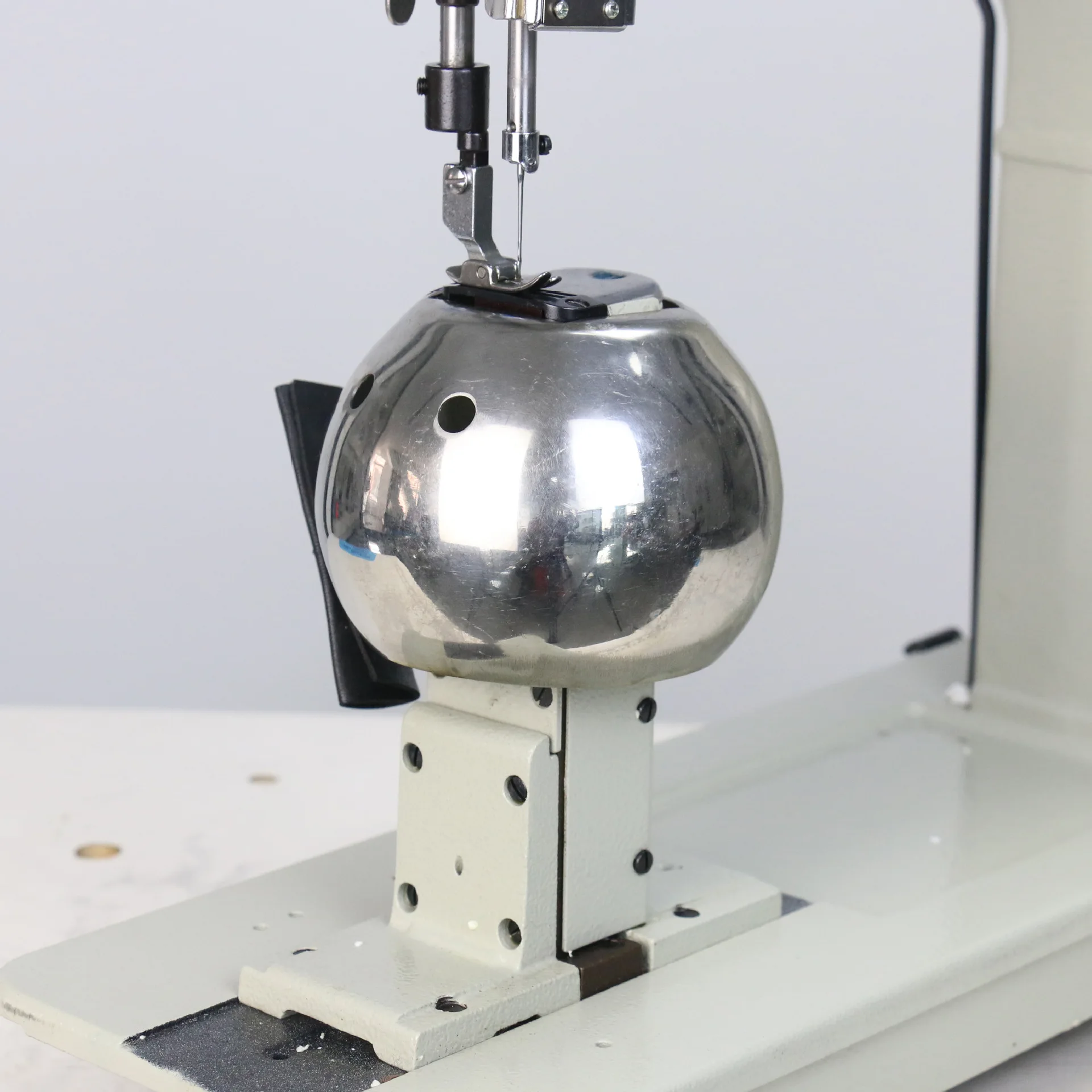 Industrial Wig Sewing Machine - High-Speed & Eco-friendly