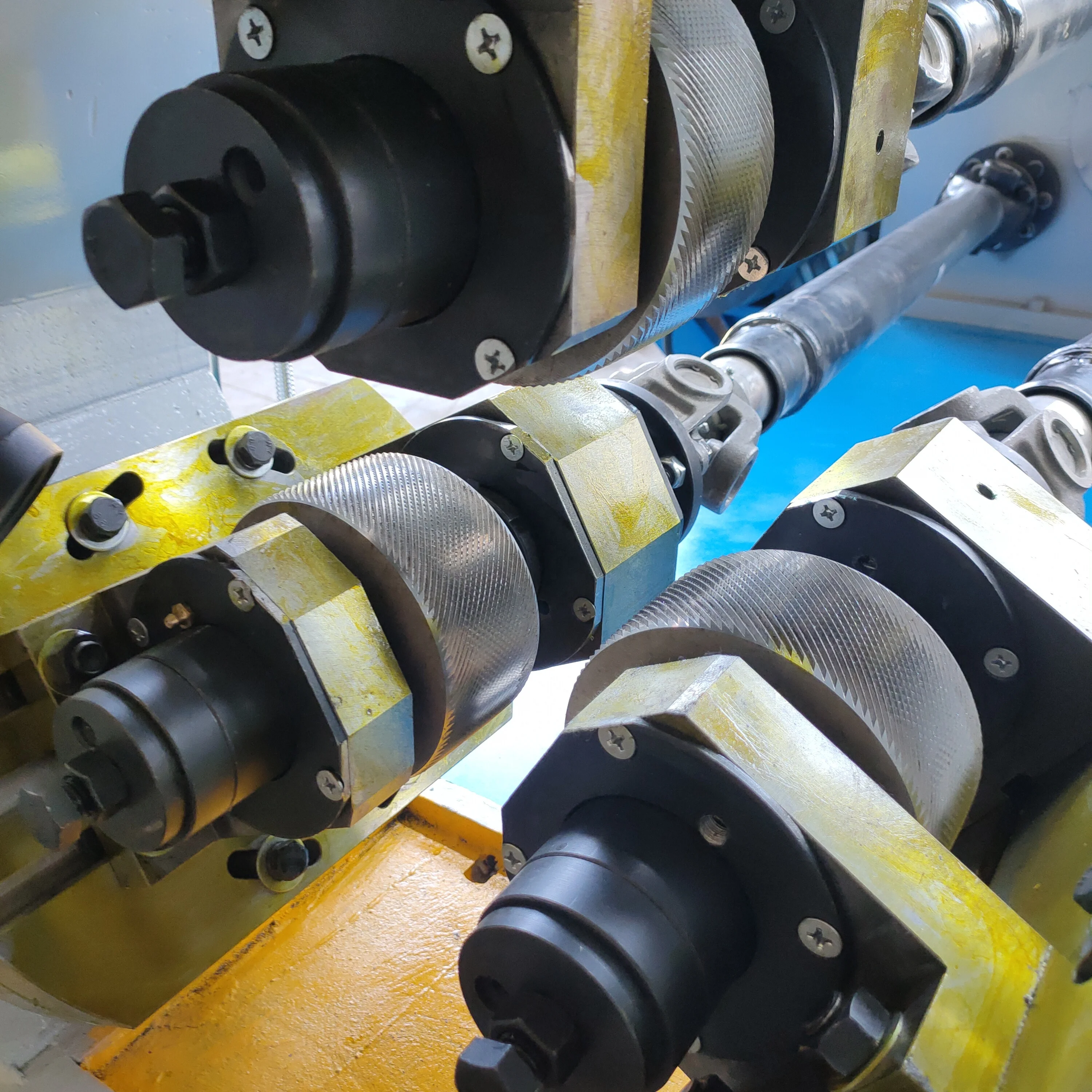 Thread Axes Large Hydraulic Three-axis Thread Rolling Machine, Hollow Tube Thread ...