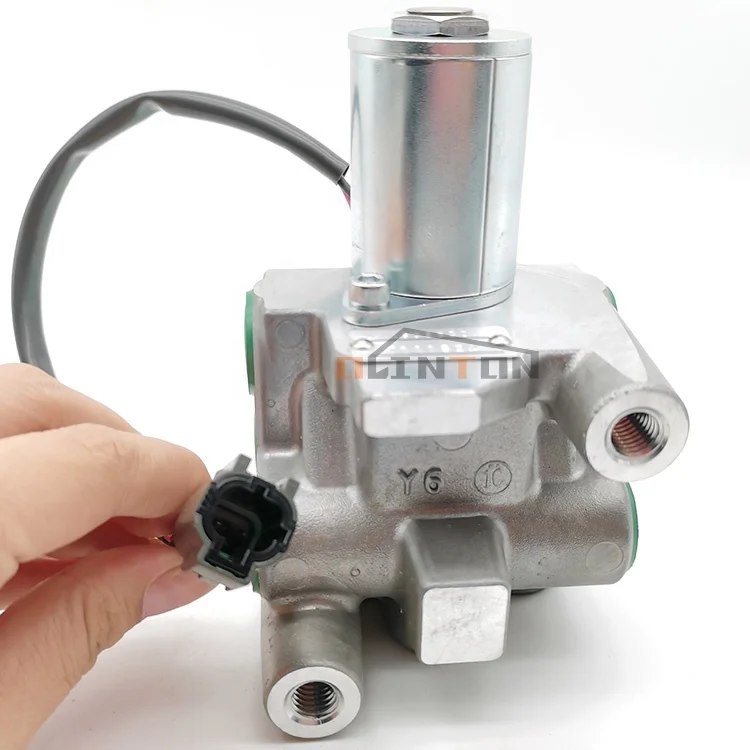 Excavator Hydraulic Control Pilot Valve 4609630 for Hitachi ZX120