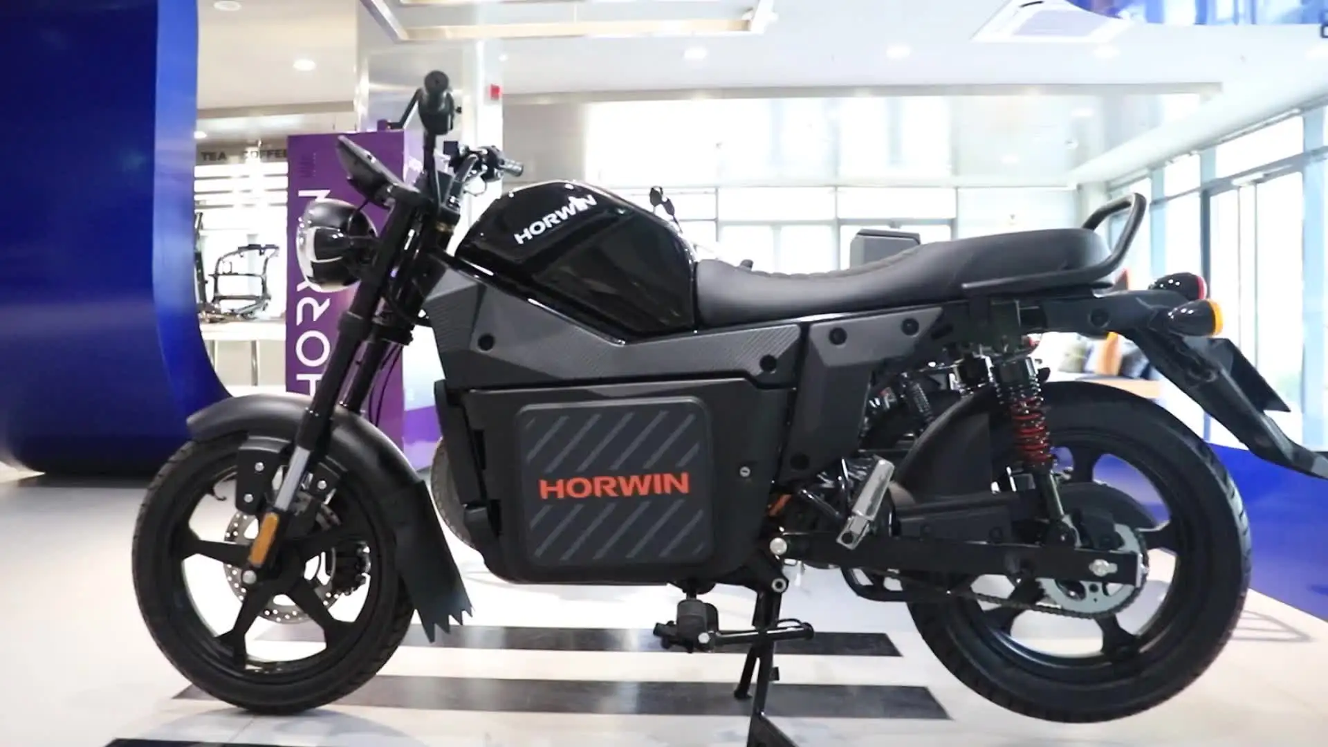 空车HORWIN QBD2 72V 45Ah电动摩托车送餐定制电池交换快速城市送餐解决方案